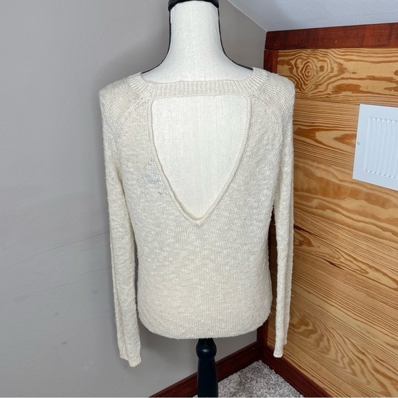 Forever 21 Keyhole Open Back Long Sleeve Sheer Knit Sweater in Cream Tan Small - Picture 3 of 8
